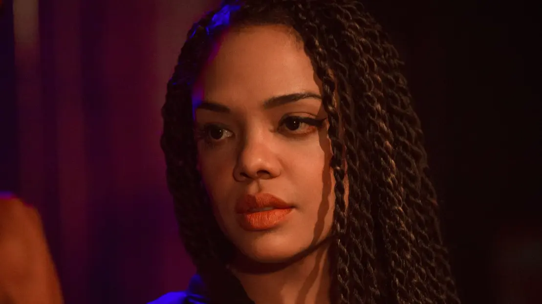 valkyrie-znate-tuhle-kocku-femme-fatale-nejen-pro-jednoho-chlapa-s-kladivem-4