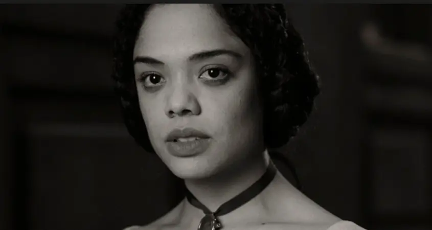 valkyrie-znate-tuhle-kocku-femme-fatale-nejen-pro-jednoho-chlapa-s-kladivem-9