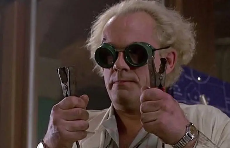 Christopher Lloyd chtěl do budoucnosti cestovat upravenou ledničkou