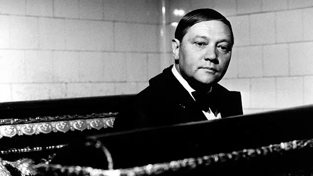 Spalovač mrtvol aneb Kremace jako zábava. Počítačová hra, jaká tady ještě nebyla