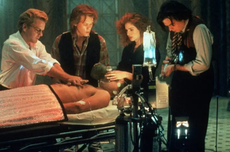 recenze-hraci-se-smrti-2017