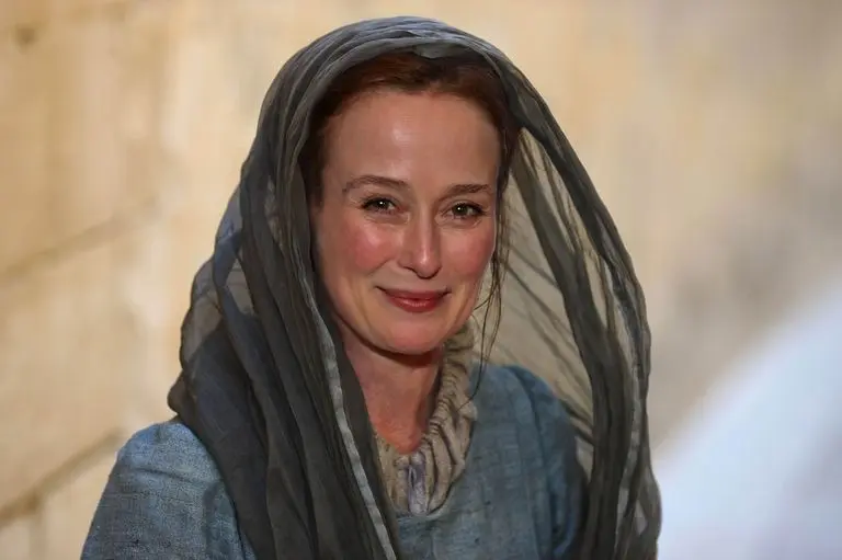 takhle-by-vypadali-hrdinove-hry-o-truny-kdyby-puvodne-osloveni-herci-role-vzali-3