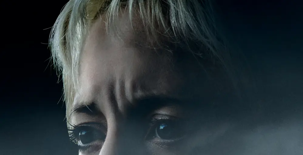 recenze-cerne-zrcadlo-4-mimoradne-rafinovane-peklo-budoucnosti-dvojim-pohledem