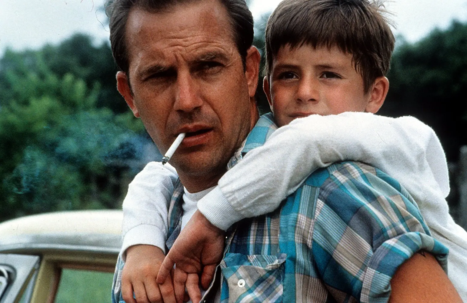 Kevin Costner, T.J. Lowther