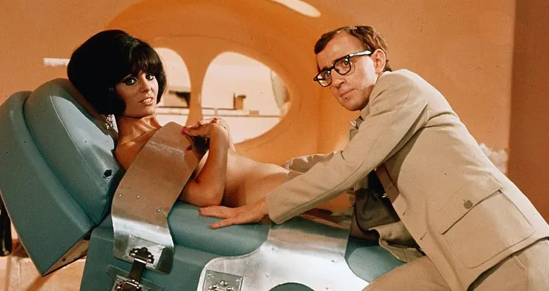 I Woodyho Allena opouštějí herci kvůli obvinění ze sexuálního obtěžování