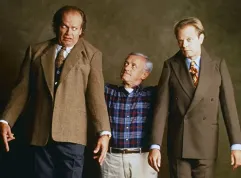 Nejslavnější televizní psychiatr se loučí se svým otcem, zemřel John Mahoney