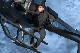 Tom Cruise předvedl na place Mission: Impossible 6 další šílený kaskadérský kousek
