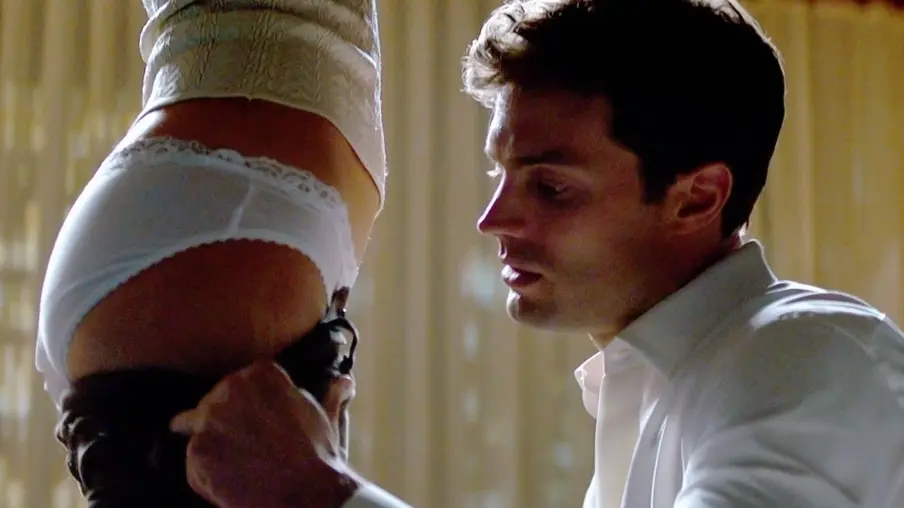 Kontroverzní scény z knih, které už byly "přes čáru" a do filmů se nedostaly