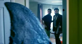 Trailer: Žraločí útok tentokrát přichází ze záchodu!