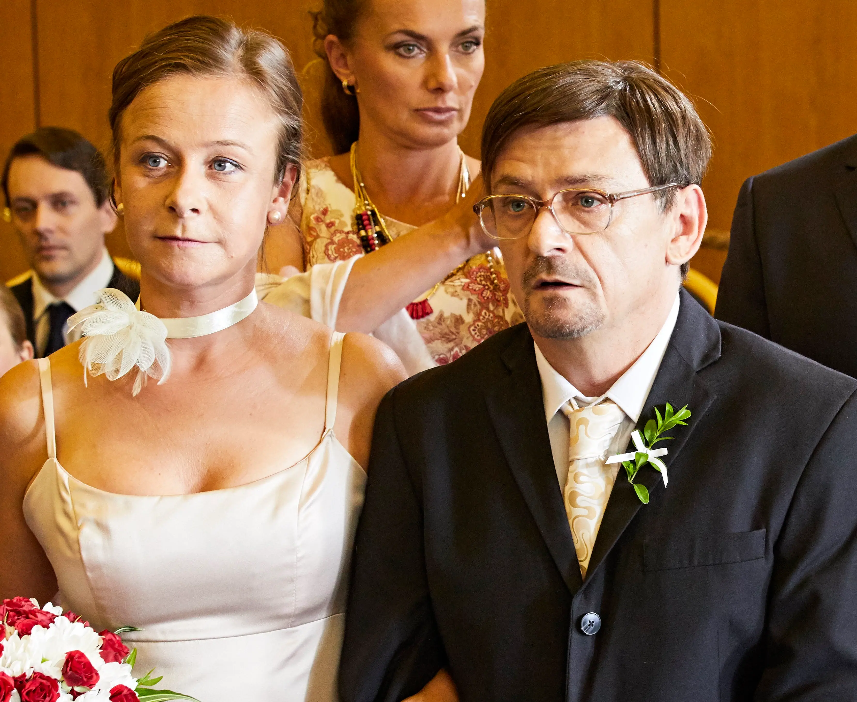 Michal Suchánek je pod pantoflem. V novém filmu ho vychovává Kohák a za dceru má Grossovou