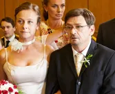 Michal Suchánek je pod pantoflem. V novém filmu ho vychovává Kohák a za dceru má Grossovou