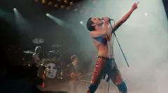 Filmový Freddie Mercury v prvním traileru! Jak se vám líbí?