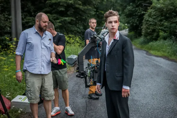 Režisér Ondříček o každodenních katastrofách, stovkách mrtvých a chlebu s máslem