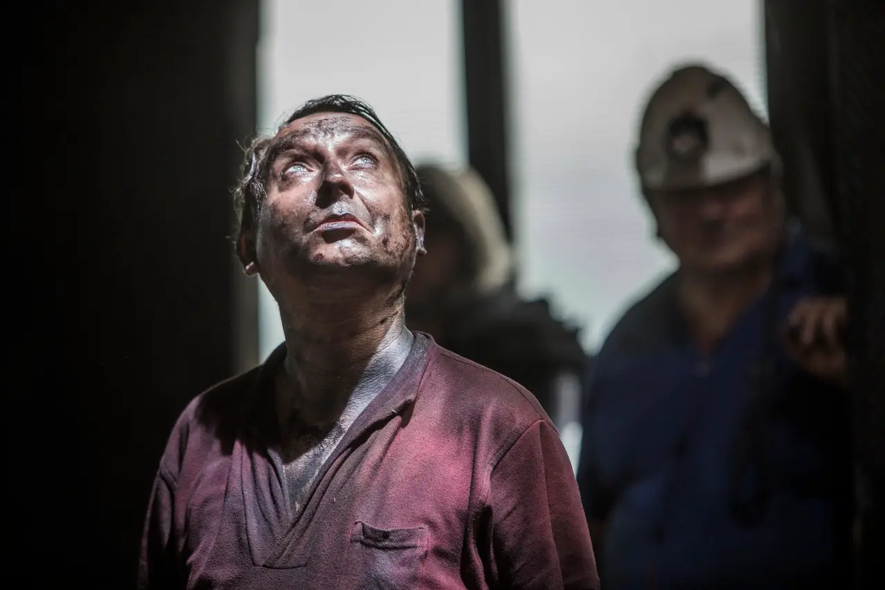 Recenze druhé části: Dukla 61 - když má černé "zlato" cenu vyšší než stovka lidských životů