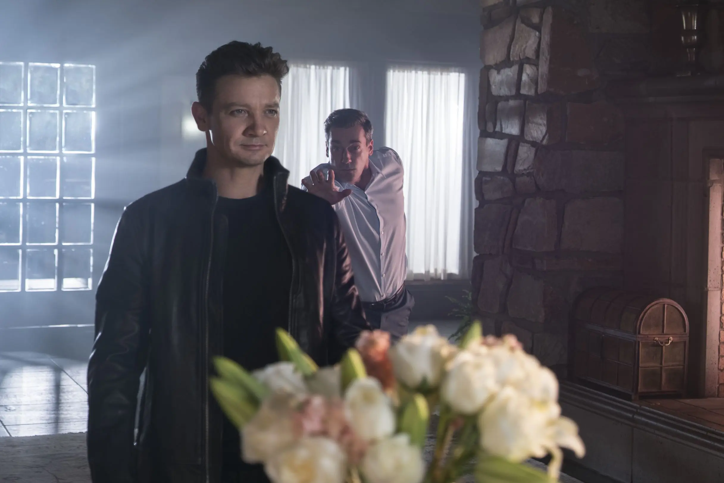 Novinářka svádí narkobarona, Hollywood si hraje na "babu" a mimozemšťané touží po masáži