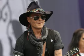 Johnny Depp rockera nezapře. Takhle se slavný herec představil v Praze