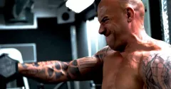 Vin Diesel si masíruje svaly na další akční sérii