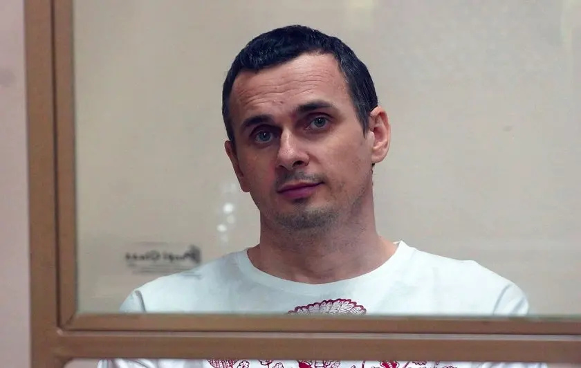 Režisér Oleg Sencov, odsouzený k 20 letům, drží v ruském vězení téměř 2 měsíce hladovku