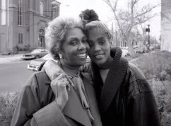 Šest let po tragické smrti míří do českých kin intimní portrét Whitney Houston