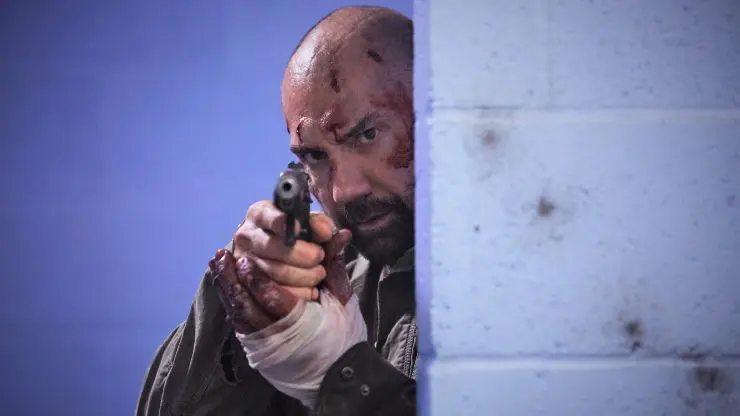 Dave Bautista si prožije Smrtonosnou past na fotbalovém stadiónu