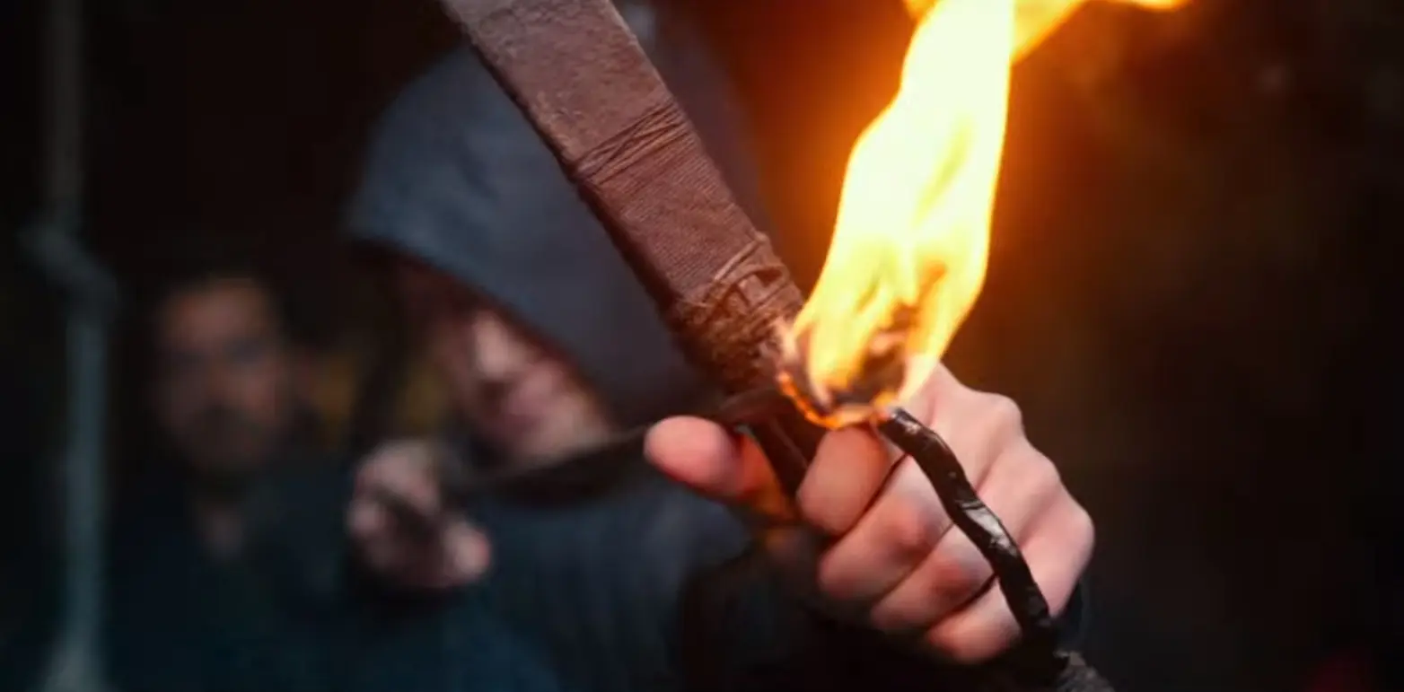 Robin Hood slibující ducha kultovního Temného rytíře v novém traileru