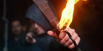 Robin Hood slibující ducha kultovního Temného rytíře v novém traileru