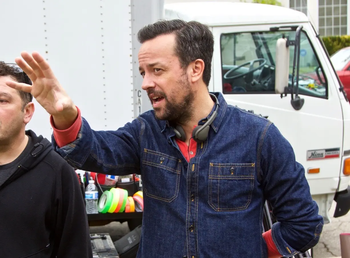 Izzy Gets the F*ck Across Town