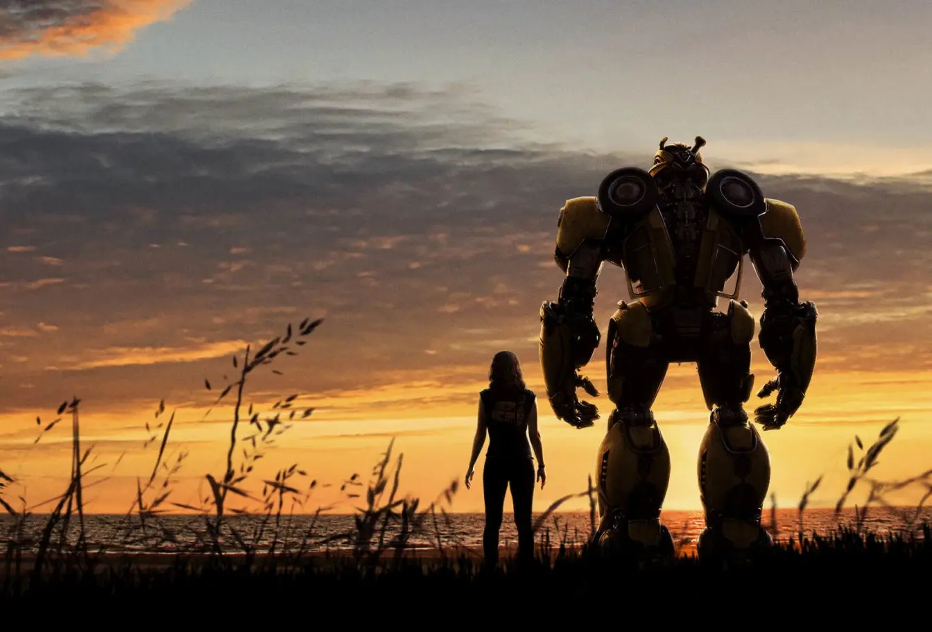 Sólovka Bumblebeeho odhalila první dva Decepticony