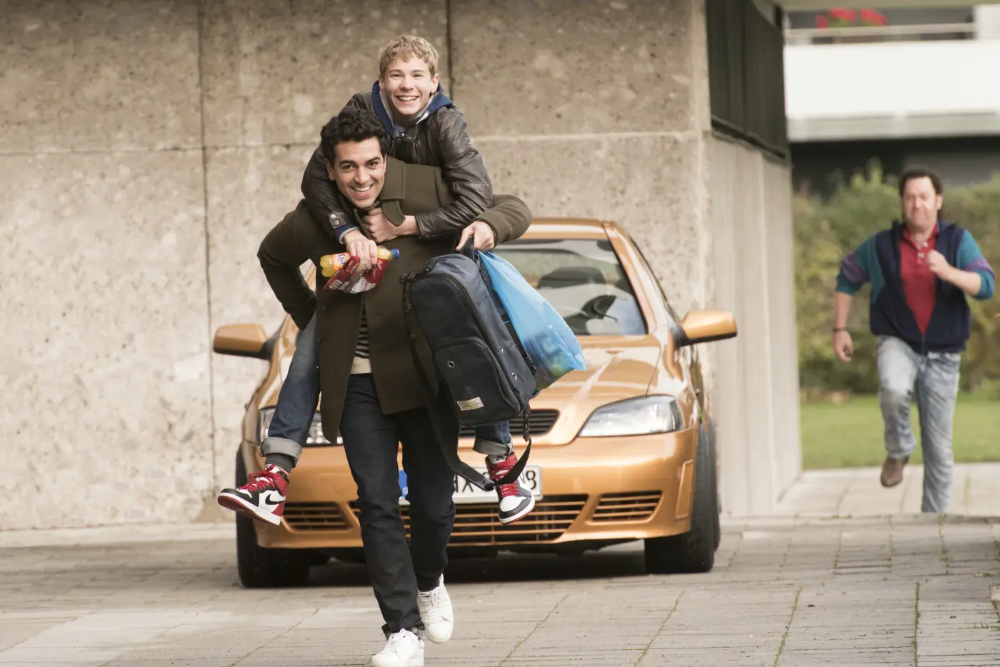 Elyas M'Barek, Philip Schwarz