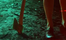 Don't Open Your Eyes ukazuje domácí hospic jako horor pro ošetřovatele