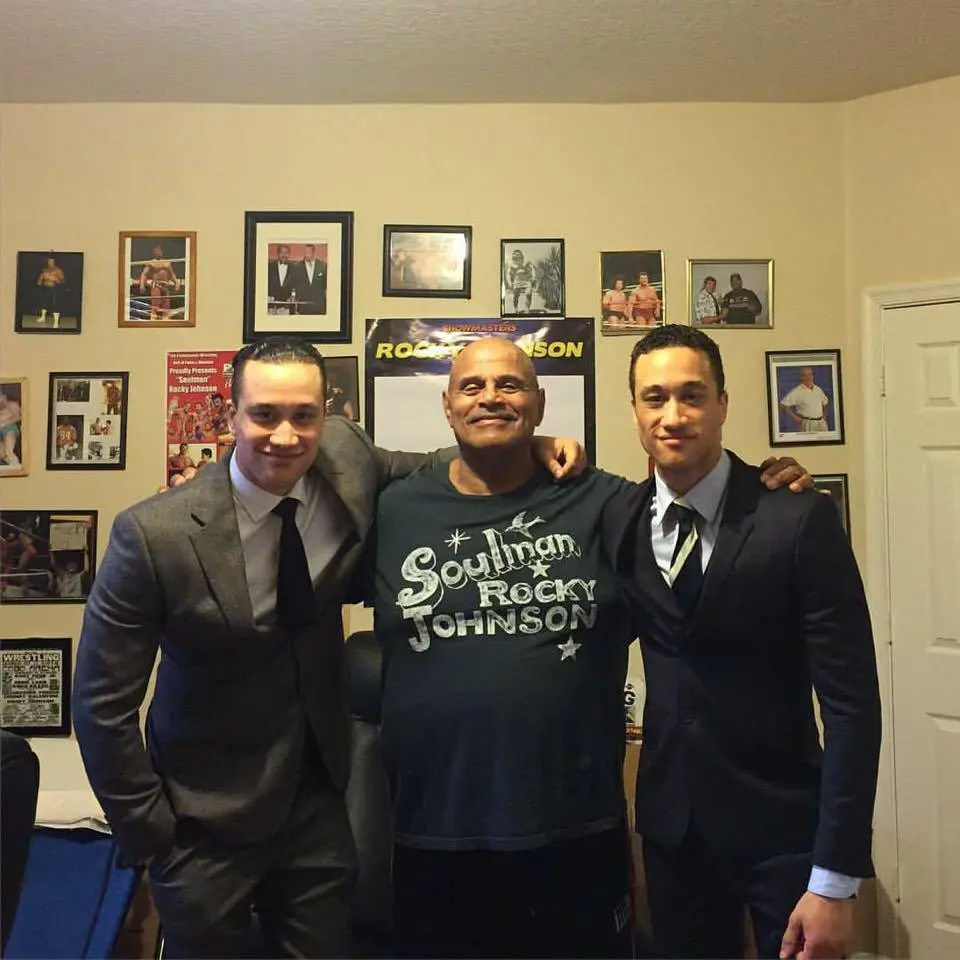 Dwaynea Johnsona a jeho rodiny nemají v Americe dost. Vzniká film i o jeho otci!