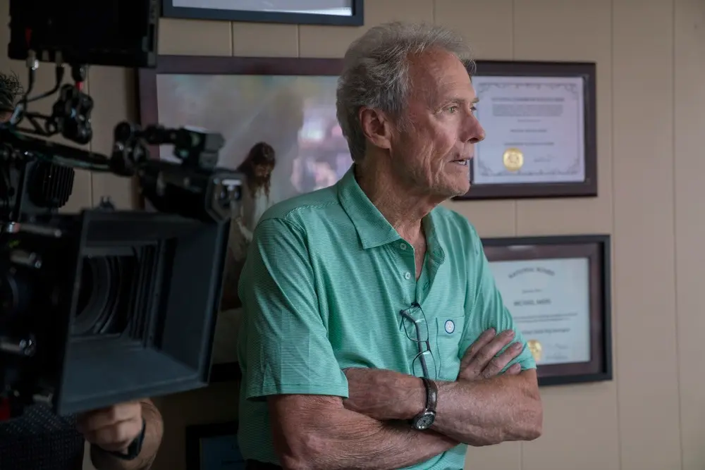 clint-eastwood-ma-sice-devadesat-na-krku-ale-i-tak-vas-svou-novinkou-uplne-ohromi