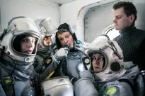 Recenze: Mars - tvůrci Kanceláře Blaník vyrazili na rudou planetu. Jak s tím souvisí Whitney Houston a čokoládová tyčinka?