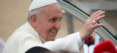 Papež vůbec poprvé v dějinách církve otevřel "dveře" filmařům