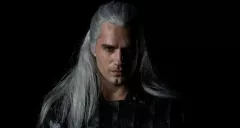 Superman se představuje jako zaklínač Geralt na prvních záběrech. Co na něj říkáte?