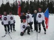 Propadli kouzlu rybníkového hokeje, odjeli na mistrovství světa a získali filmovou cenu