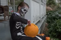 Brzy v kinech: Hororový Potomek ladí "úsměv" pro vlastní matku a tuzemské diváky