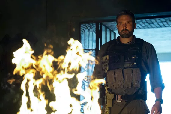 Trailer: Ben Affleck vyměnil roli Batmana za velkolepou loupež v džungli