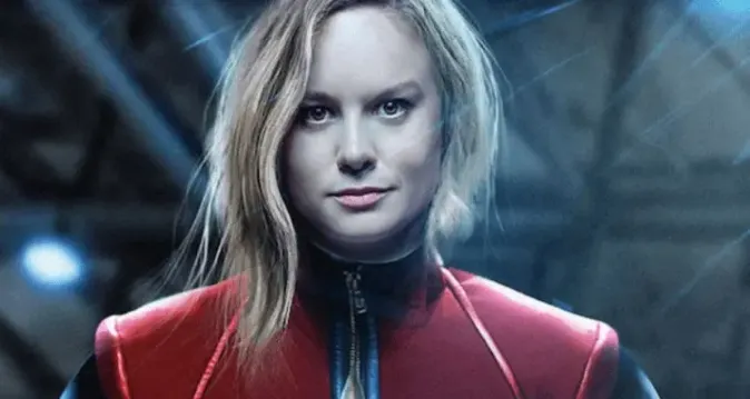 TOP kina USA: Captain Marvel si namazala Wonder Women na chleba