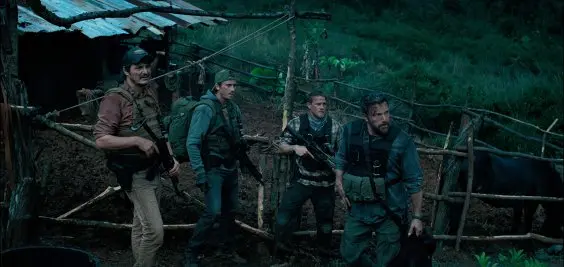 recenze-triple-frontier-skvely-akcnak-s-hrdiny-kterym-budete-fandit-1