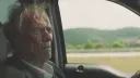 Recenze: Pašerák - 88letý bývalý sex symbol Clint Eastwood zrežíroval svůj téměř čtyřicátý film a hraje v něm (opět) hlavní roli