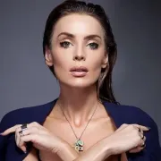 Yoanna House