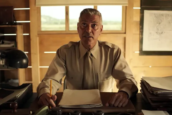 Trailer: George Clooney se po dvaceti letech u filmu vrací k televizní tvorbě