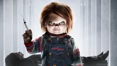 Budeme se bát na pokračování? Seriálový Chucky se konečně dává do pohybu