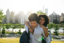 Yara Shahidi - Slunce je také hvězda (2019), Obrázek #7