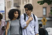 Yara Shahidi - Slunce je také hvězda (2019), Obrázek #6