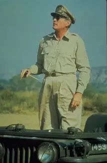 Gregory Peck - Generál MacArthur (1977), Obrázek #4
