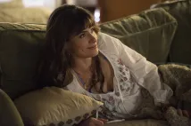 Amanda Peet