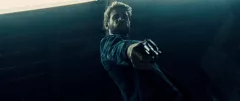 Trailer: Brácha Thora se zkouší prosadit jako drsná akční hvězda