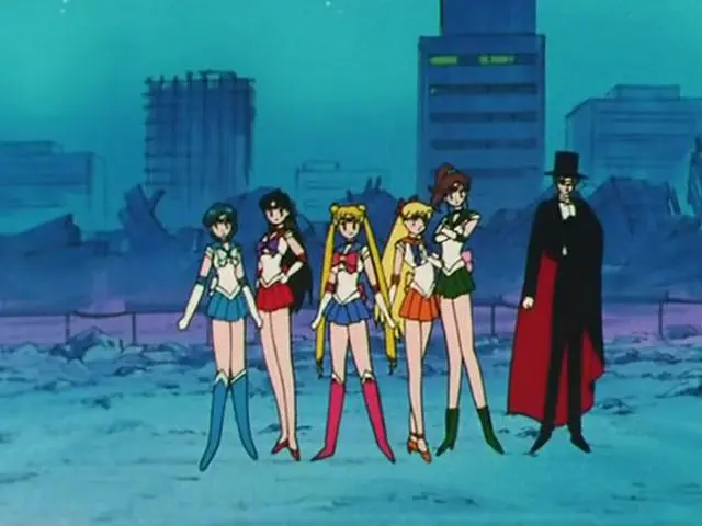 nejsilenejsi-lgbt-cenzury-cast-prvni-libajici-se-sestrenice-v-americe-bezne-k-videni-16